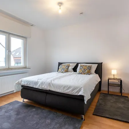 Ferienwohnungen * Bielefeld